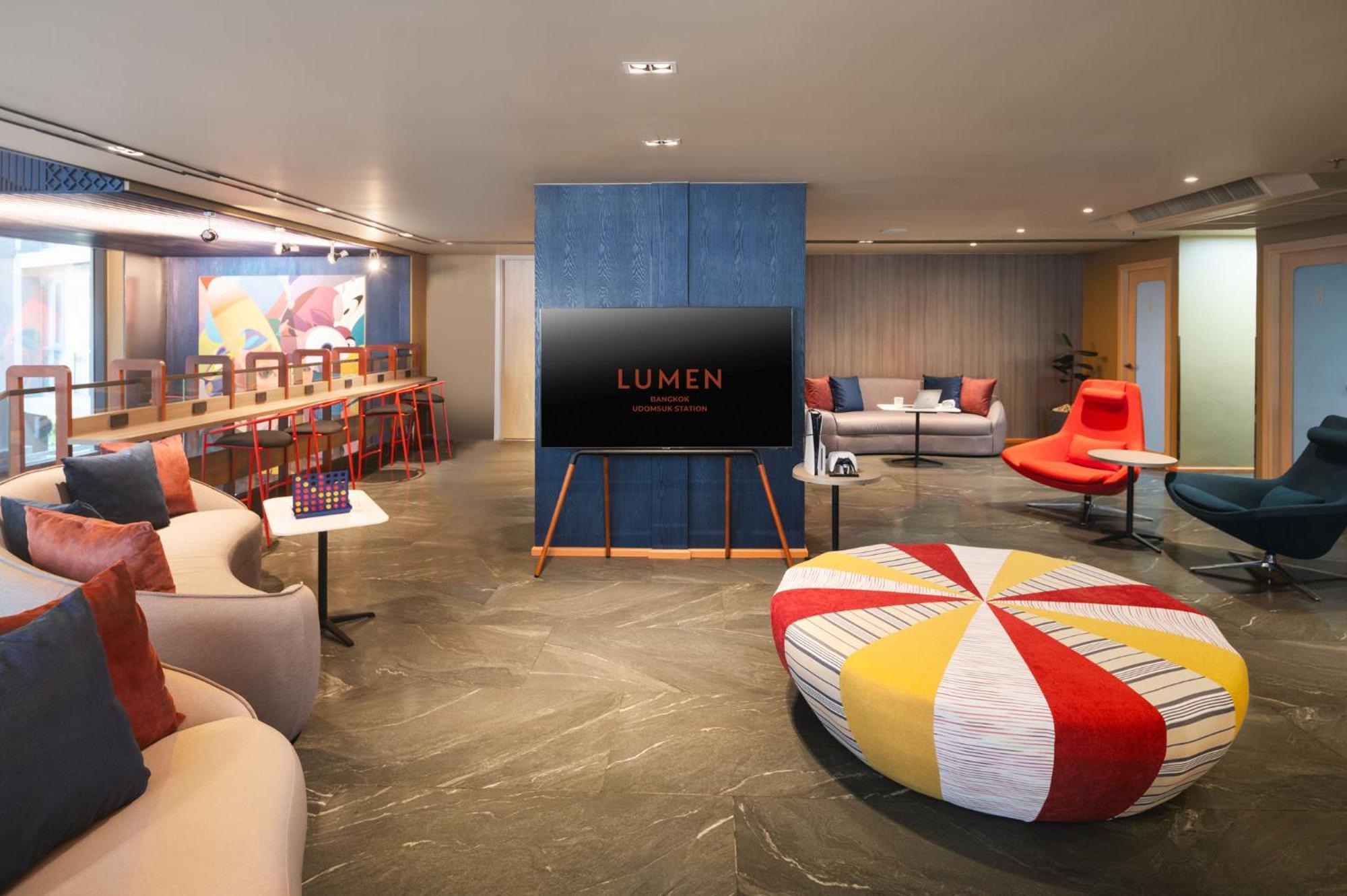 Hotel Lumen Bangkok Udomsuk Station Extérieur photo